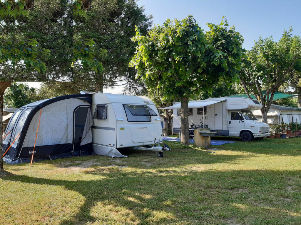 CAMPEGGIODELSOLE-CAMPING-3